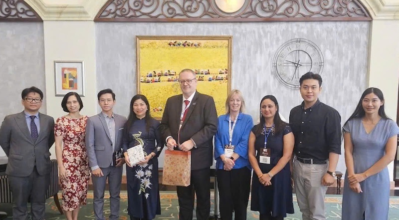 Cục Phổ biến, giáo dục pháp luật và Trợ giúp pháp lý tiếp Đoàn Hiệp hội Luật sư Anh và xứ Wales